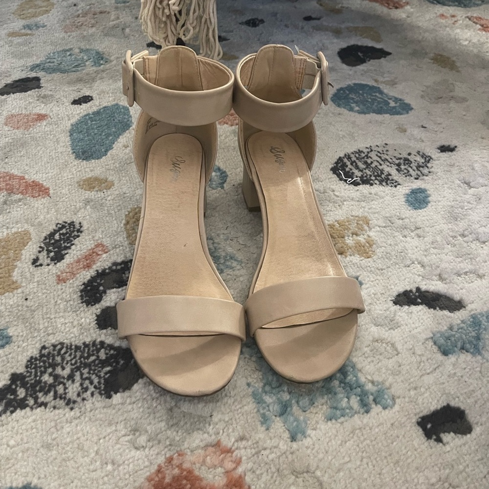 Small heels